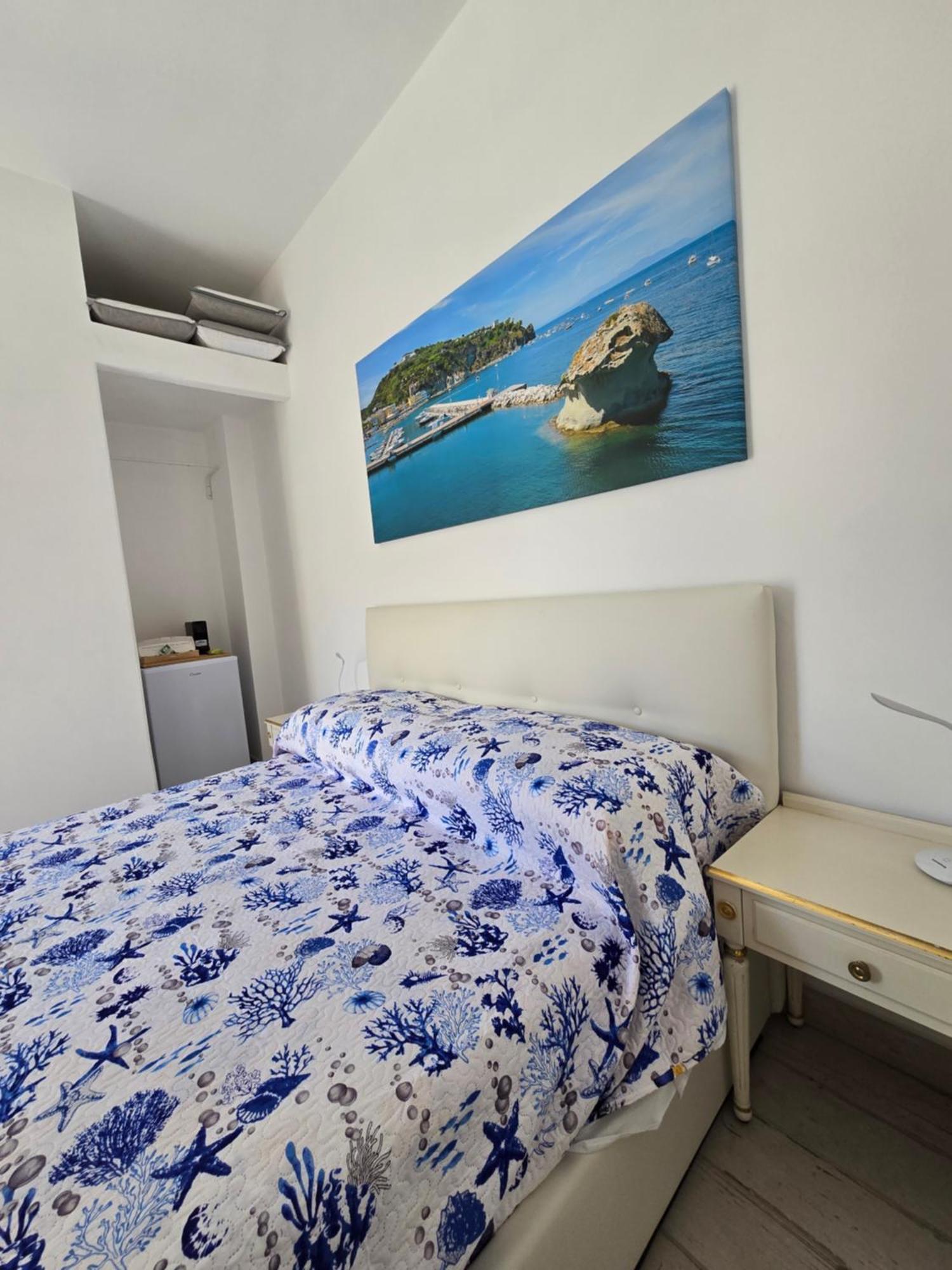 La Casa Di Giuliana Primo Piano Con Balcone Villa Ischia Eksteriør bilde